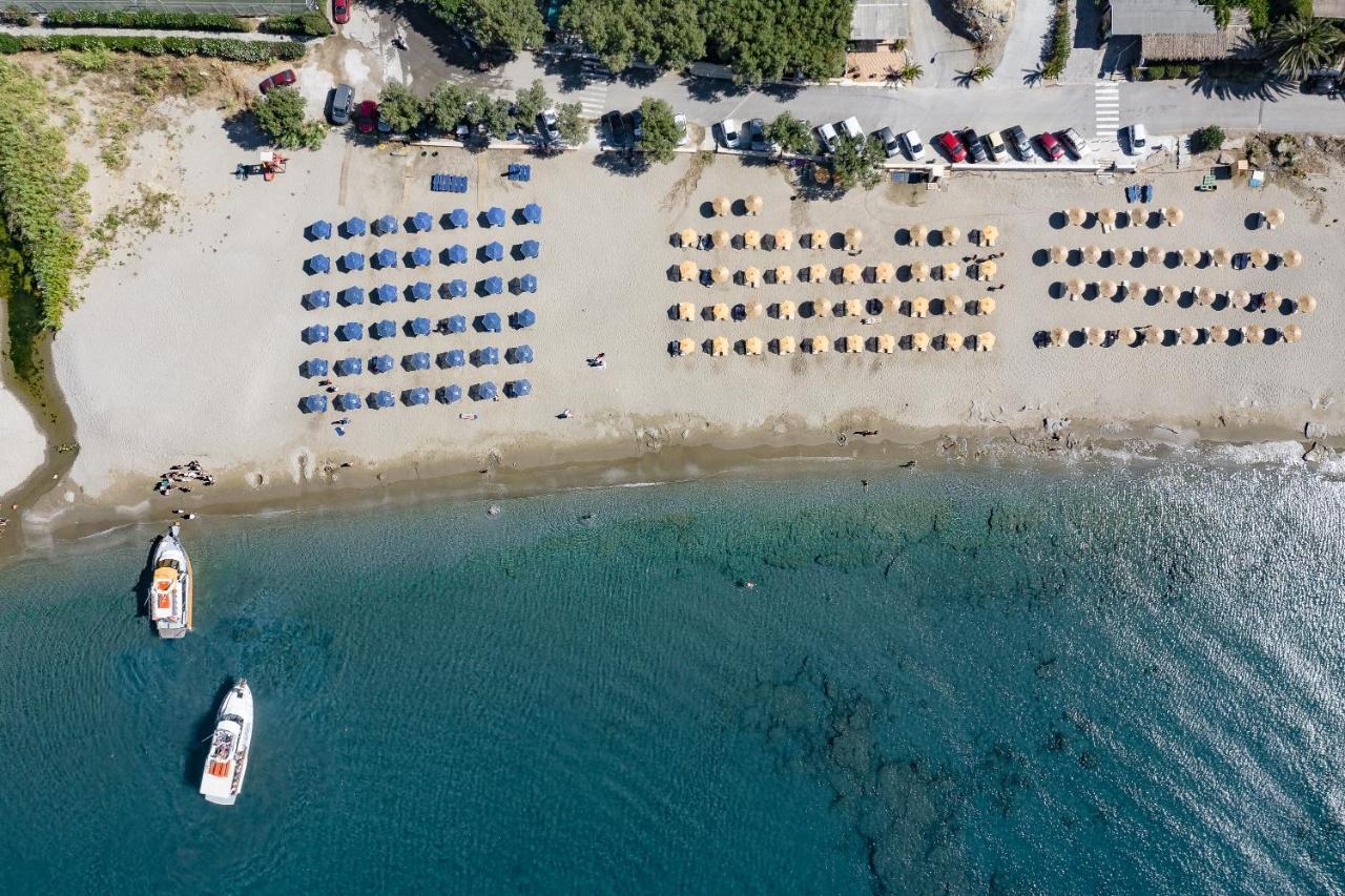 Isla Beach House, A Timeless Retreat, By Thinkvilla Damnoni Zewnętrze zdjęcie